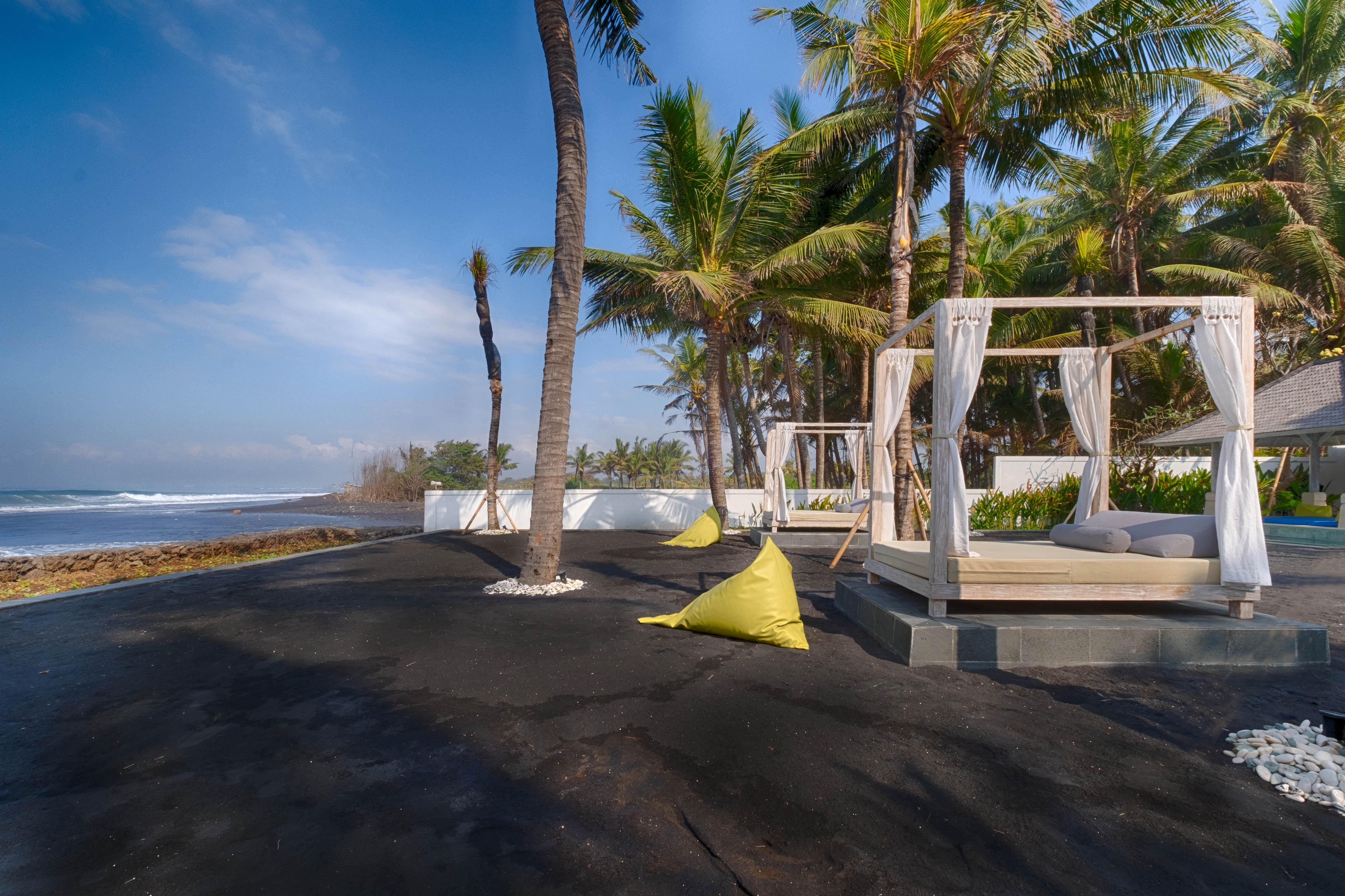 Kutus Kutus Saba Beach Villa Sukawati  Bagian luar foto