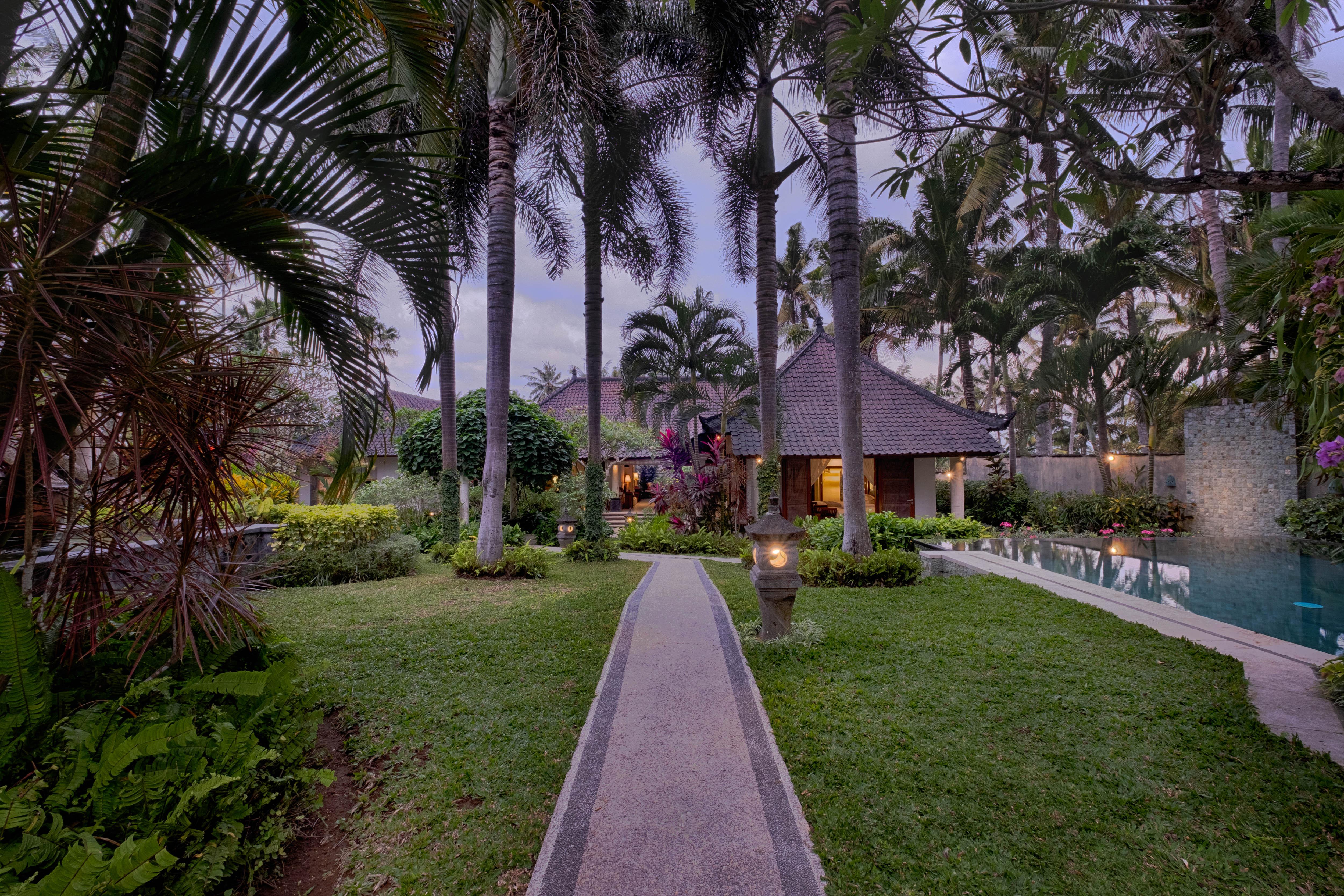 Kutus Kutus Saba Beach Villa Sukawati  Bagian luar foto