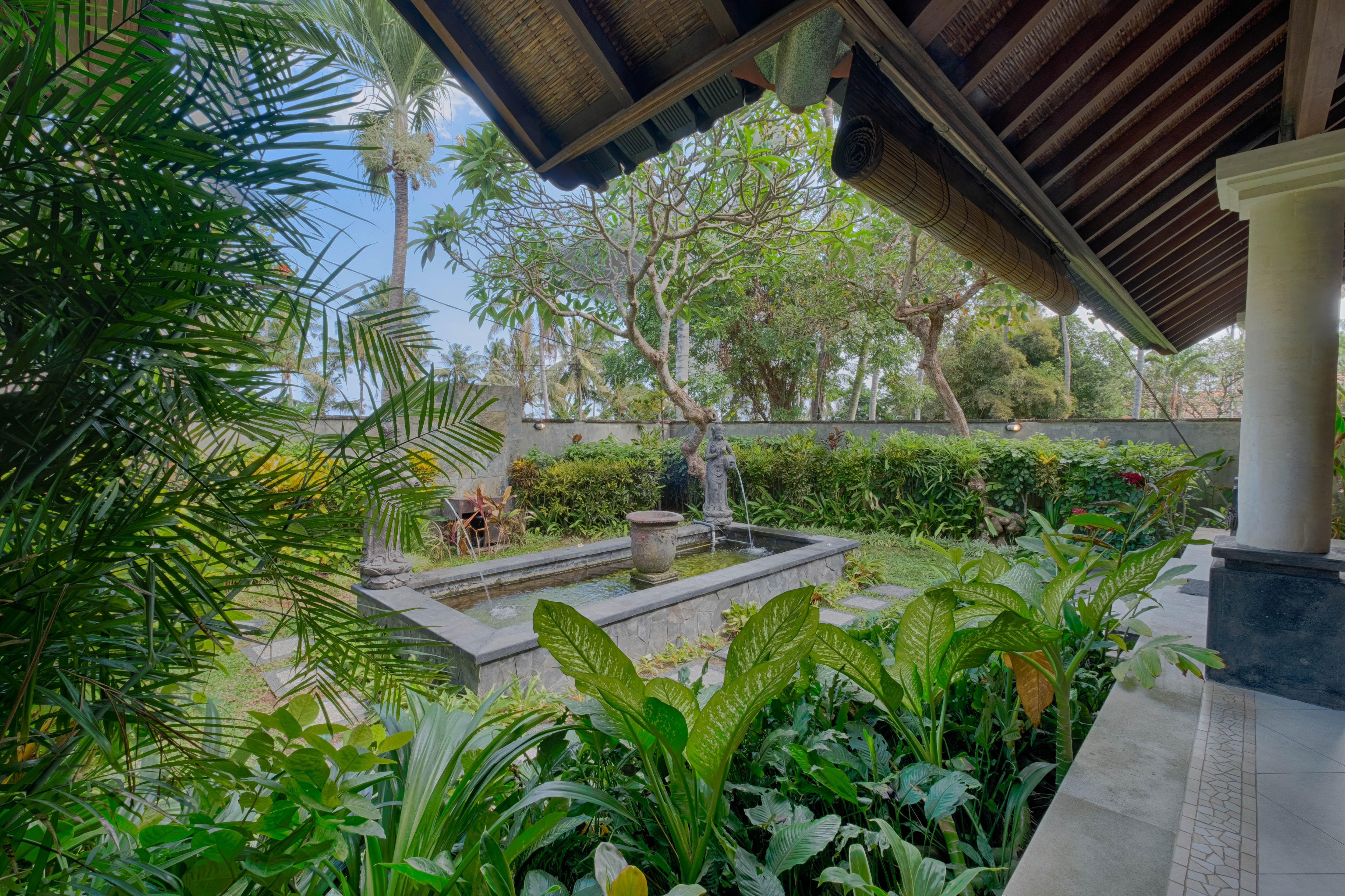 Kutus Kutus Saba Beach Villa Sukawati  Bagian luar foto
